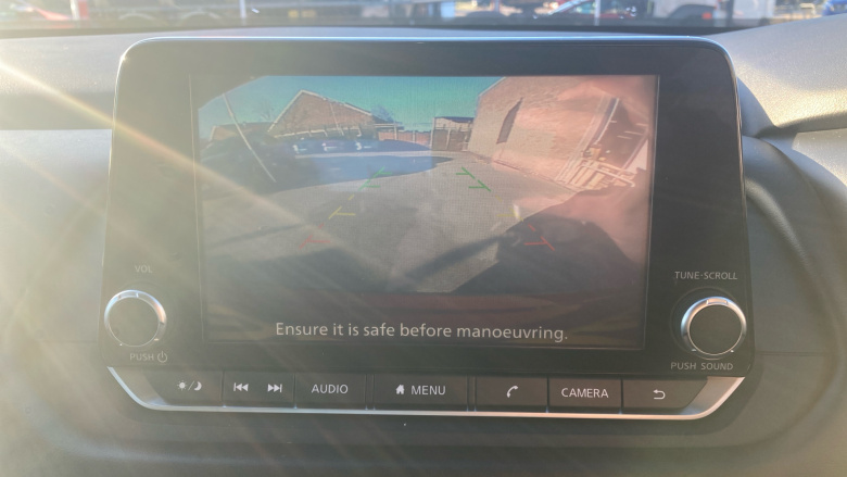 Nissan Qashqai 1.3 DiG-T MH Acenta Premium 5dr Petrol Hatchback